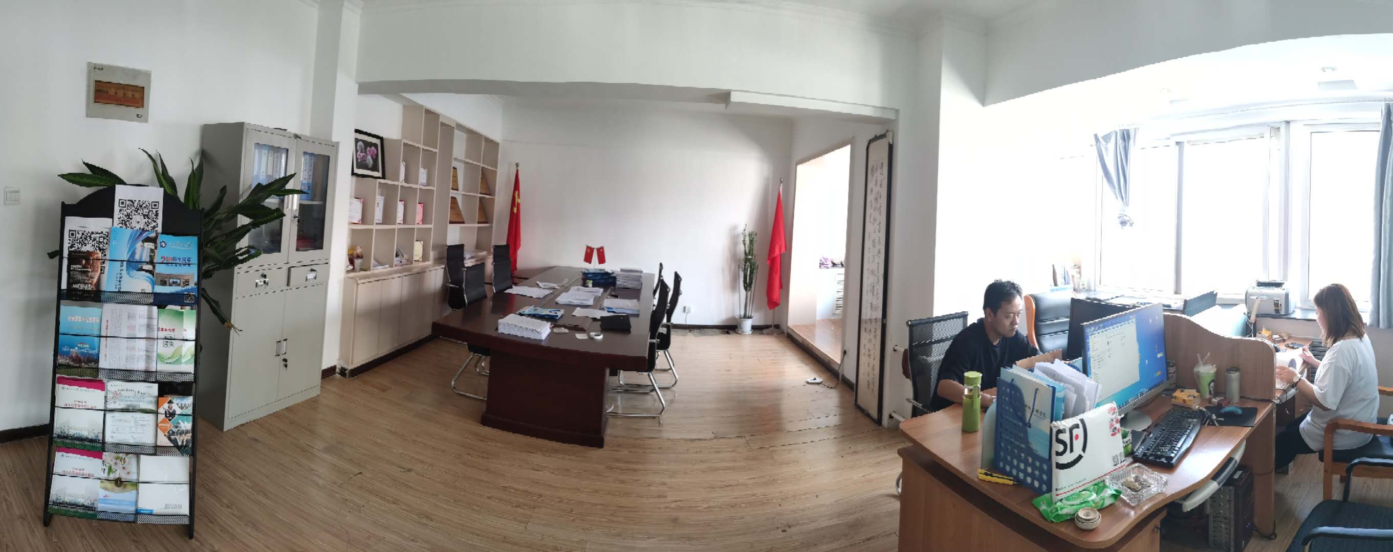 新科技专修学院教职工办公地点展示